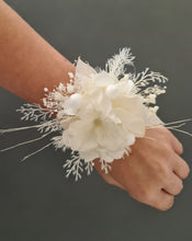 Load image into Gallery viewer, Boho white / off white preserved flowers corsage & buttonhole – wedding / school formal