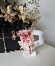 Load image into Gallery viewer, Preserved Everlasting flowers letter P - 10cm – Pink, white & silver