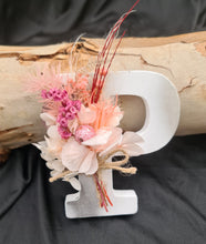Load image into Gallery viewer, Preserved Everlasting flowers letter P - 10cm – Pink, white & silver