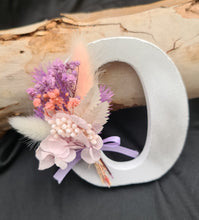 Load image into Gallery viewer, Preserved Everlasting flowers letter O - 10cm – Purple, Pink & White