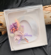 Load image into Gallery viewer, Preserved Everlasting flowers letter O - 10cm – Purple, Pink & White