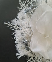 Load image into Gallery viewer, Boho off white w silver preserved flowers corsage & buttonhole – school formal