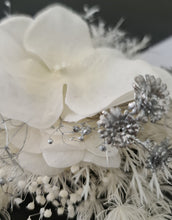 Load image into Gallery viewer, Boho off white w silver preserved flowers corsage & buttonhole – school formal