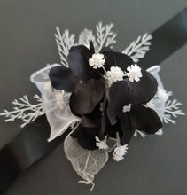 Load image into Gallery viewer, Black & white everlasting flowers corsage & pocket flowers – wedding / school formal