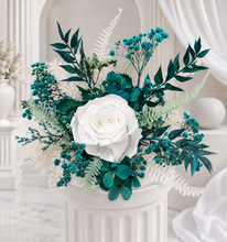Load image into Gallery viewer, Emerald & white preserved flowers cake topper