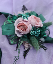 Load image into Gallery viewer, Emerald green & blush pink school formal / prom wedding corsage
