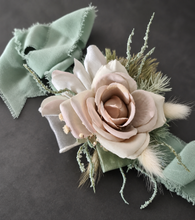 Load image into Gallery viewer, Simple sage green everlasting flowers corsage – school formal, prom, wedding