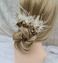 Load image into Gallery viewer, Preserved flowers bobby pin large x 3 nude & champagne gold