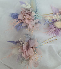 Load image into Gallery viewer, Preserved flowers bobby pin large x 3 nude & pastel violet, blue, pink, purple