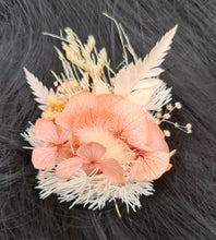 Load image into Gallery viewer, Preserved flowers bobby pin large x 3 blush peach