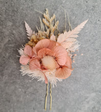 Load image into Gallery viewer, Preserved flowers bobby pin large x 3 blush peach
