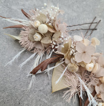 Load image into Gallery viewer, Preserved flowers bobby pin large x 3 nude & brown