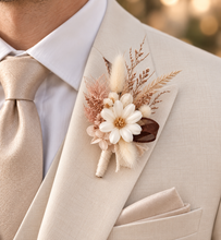 Load image into Gallery viewer, Boho Daisy preserved flowers corsage & boutonniere set - School formal, prom, graduation, wedding