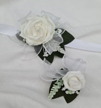 Load image into Gallery viewer, Green & white corsage & buttonhole set Style 1 - School formal, prom, graduation, wedding