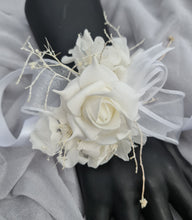 Load image into Gallery viewer, Off White Everlasting Flowers Corsage AB1165 - School formal, prom, graduation, wedding