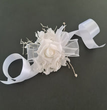 Load image into Gallery viewer, Off White Everlasting Flowers Corsage AB1165 - School formal, prom, graduation, wedding