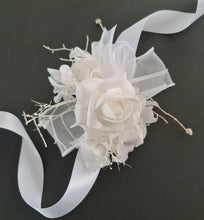 Load image into Gallery viewer, Off White Everlasting Flowers Corsage AB1165 - School formal, prom, graduation, wedding