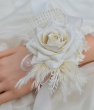 Load image into Gallery viewer, Off White Everlasting Flowers Corsage AB1167 - School formal, prom, graduation, wedding