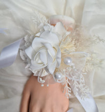 Load image into Gallery viewer, Off White Everlasting Flowers Corsage AB1169 - School formal, prom, graduation, wedding