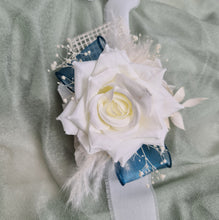 Load image into Gallery viewer, Off White / Blue Everlasting Flowers Corsage AB1170 - School formal, prom, graduation, wedding