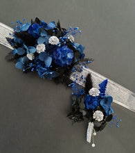 Load image into Gallery viewer, Preserved flowers corsage & buttonhole black, blue & silver AB2007 - School formal / wedding