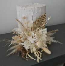 Load image into Gallery viewer, Boho Preserved & dry flowers cake topper – birthday, baby shower, graduation, wedding