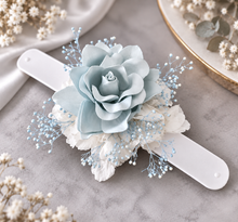 Load image into Gallery viewer, Light blue & white preserved flowers snap lock corsage AB2041 - School formal, prom, graduation