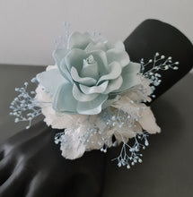 Load image into Gallery viewer, Light blue & white preserved flowers snap lock corsage AB2041 - School formal, prom, graduation
