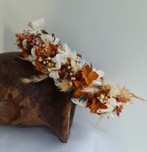 Load image into Gallery viewer, Rustic preserved flowers crown AB2122A – wedding, maternity photoshoot, hen’s party, event