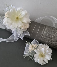 Load image into Gallery viewer, White everlasting flowers corsage & buttonhole AB2144 - School formal, prom, graduation