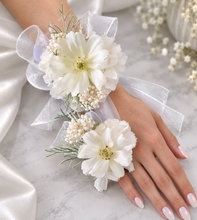 Load image into Gallery viewer, White everlasting flowers corsage & buttonhole AB2144 - School formal, prom, graduation