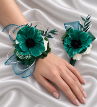 Load image into Gallery viewer, Emerald everlasting flowers corsage & buttonhole AB2151 - School formal, prom, graduation