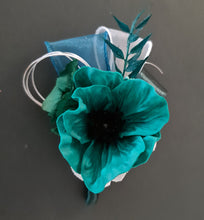 Load image into Gallery viewer, Emerald everlasting flowers corsage & buttonhole AB2151 - School formal, prom, graduation