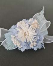 Load image into Gallery viewer, Blue & white preserved flowers corsage & buttonhole AB2157 - School formal, prom, graduation