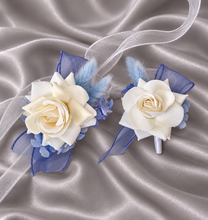 Load image into Gallery viewer, Shades of blue & white everlasting flowers corsage & buttonhole AB2161 - School formal, prom, graduation