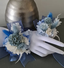 Load image into Gallery viewer, Shades of blue preserved flowers corsage & buttonhole AB2162 - School formal, prom, graduation