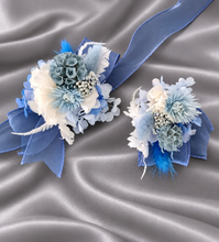 Load image into Gallery viewer, Shades of blue preserved flowers corsage & buttonhole AB2162 - School formal, prom, graduation