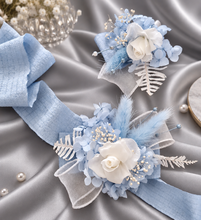 Load image into Gallery viewer, Baby blue preserved flowers corsage & buttonhole AB2163 - School formal, prom, graduation
