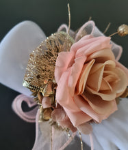 Load image into Gallery viewer, Blush & gold everlasting flowers corsage AB2175 - School formal, prom, graduation