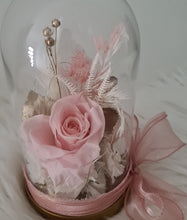 Load image into Gallery viewer, Medium glass flower dome nude & blush with preserved rose – AB2199