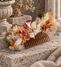 Load image into Gallery viewer, Rustic preserved flowers comb AB2206 – wedding, maternity photoshoot, hen’s party, event