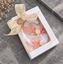 Load image into Gallery viewer, Preserved Everlasting flowers letter S - 15cm - White & pink