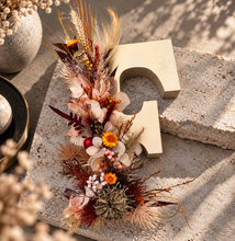 Load image into Gallery viewer, Preserved Everlasting flowers letter F - 15cm - Rustic Gold