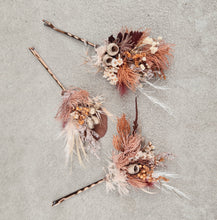 Load image into Gallery viewer, 3 x Rustic preserved everlasting flowers bobby pins