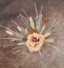 Load image into Gallery viewer, Peach blush Everlasting flowers cake topper
