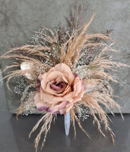Load image into Gallery viewer, Everlasting flowers cake topper - peach & neutral