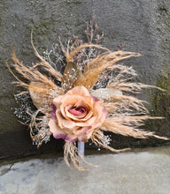 Load image into Gallery viewer, Everlasting flowers cake topper - peach & neutral