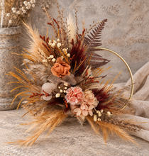 Load image into Gallery viewer, Rustic everlasting flowers cake hoop - 5 inch