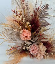 Load image into Gallery viewer, Rustic everlasting flowers cake hoop - 5 inch