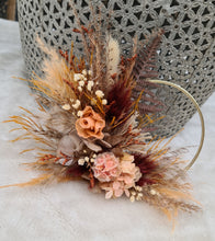Load image into Gallery viewer, Rustic everlasting flowers cake hoop - 5 inch